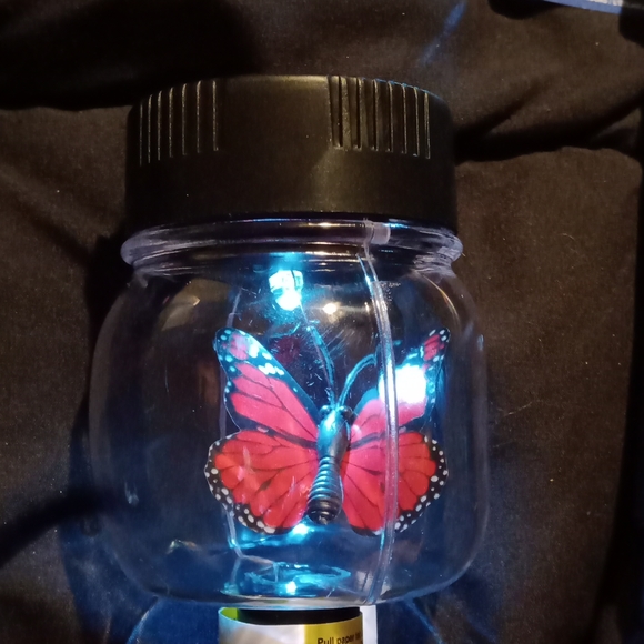 40 Butterfly in a jar solar lights - Picture 5 of 6